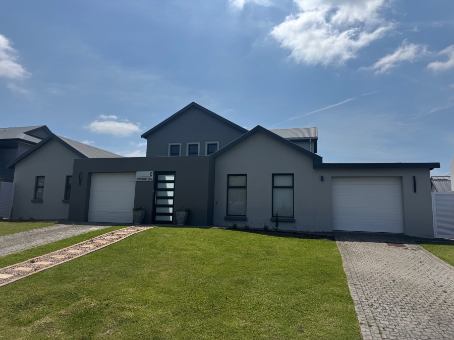 3 Bedroom Property for Sale in Kraaibosch Country Estate Western Cape
